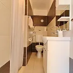 Ivana Βίλα Zrnovo