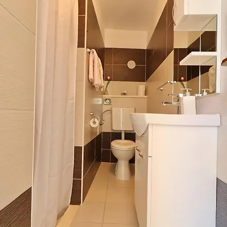 Ivana Villa Zrnovo